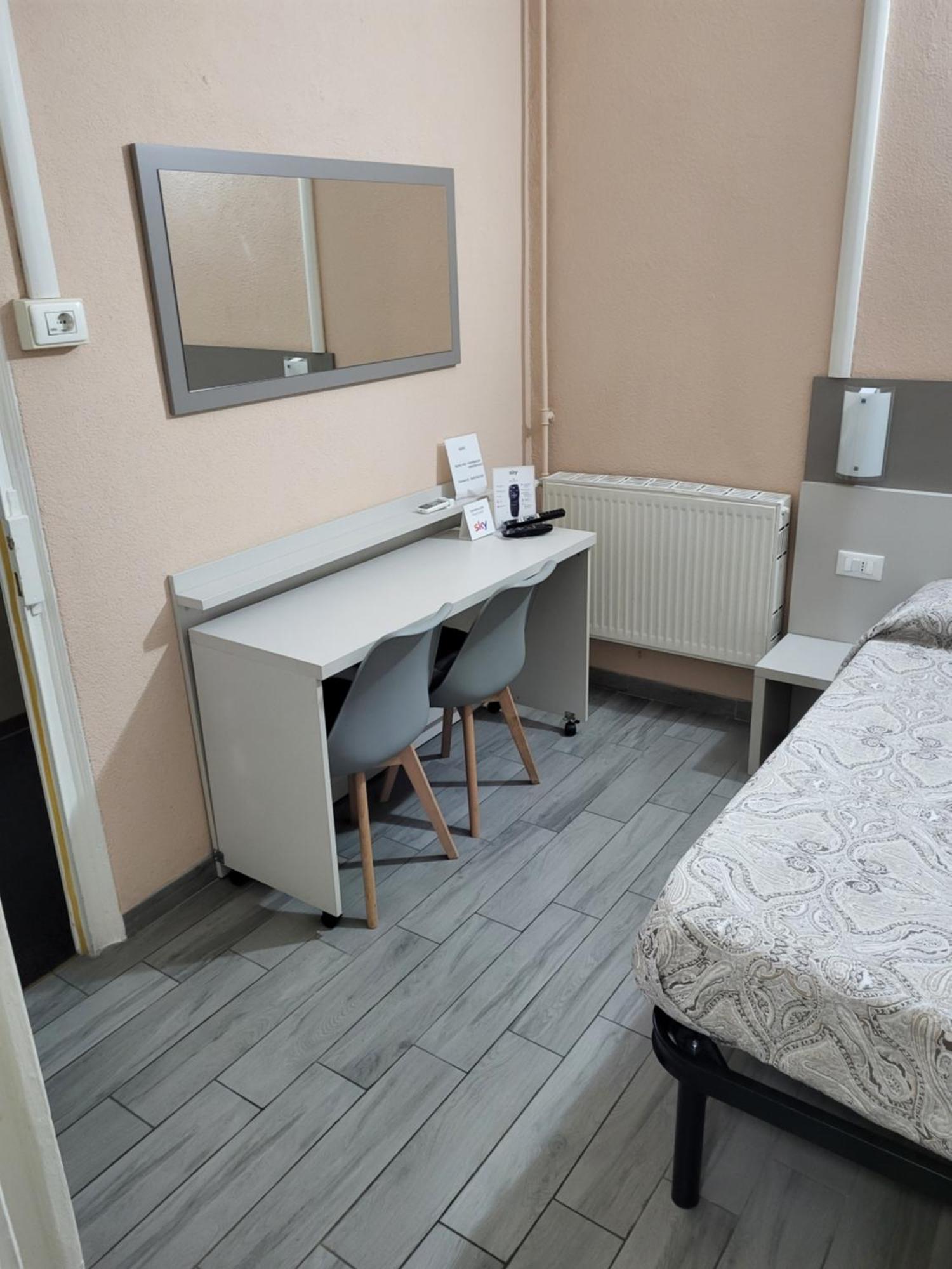 Hotel Barone Генуя Екстер'єр фото