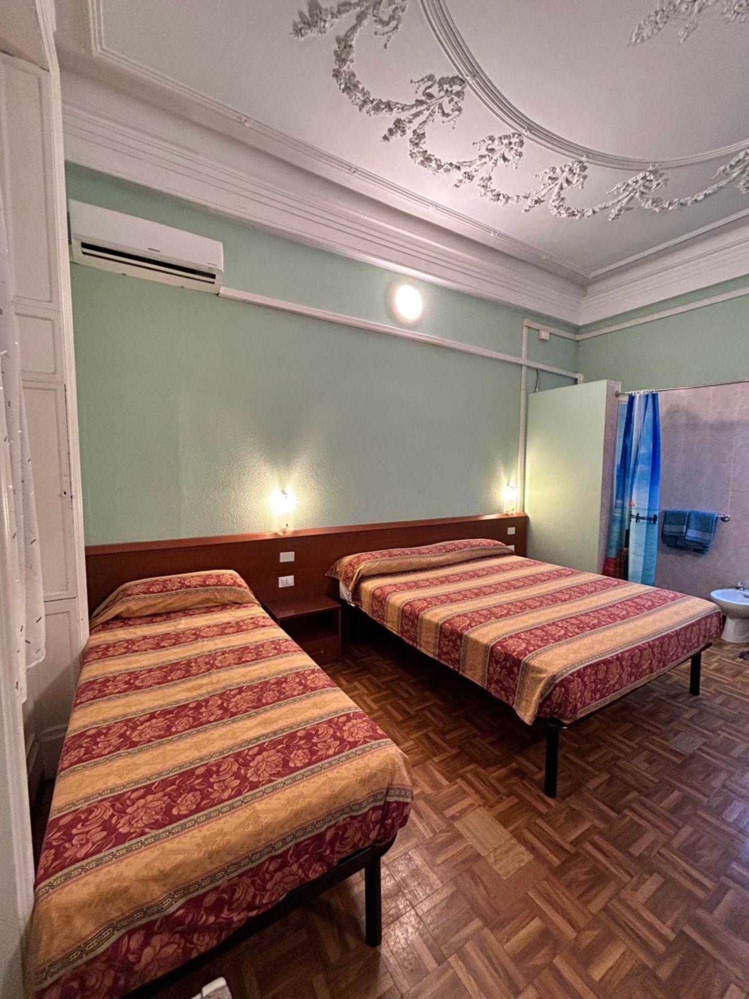 Hotel Barone Генуя Екстер'єр фото